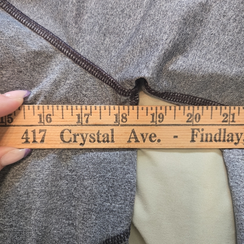 Gray Long Sleeve Women's Top - Picture 5 of 7